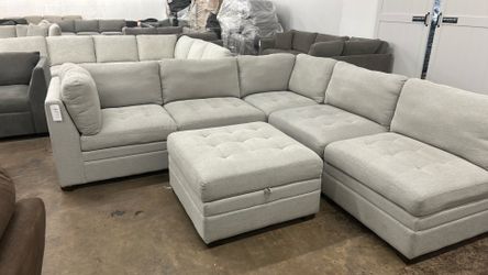 Sectional Sofa - Delivery/Financing Available