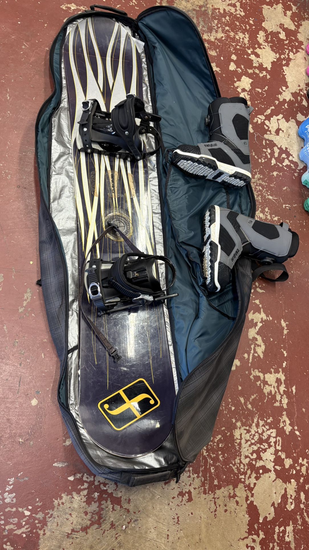 Snowboarding kit