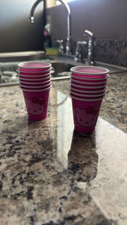 Hello Kitty Shot