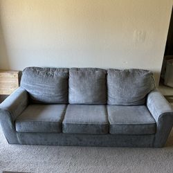 Small Couch Grey 