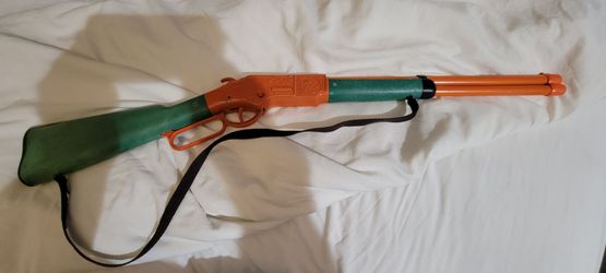Cowboy lever action toy