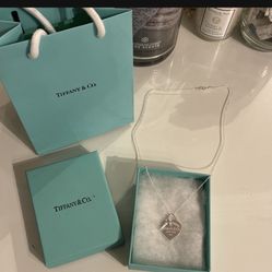 Tiffany And Co Necklaces With Heart And Key 