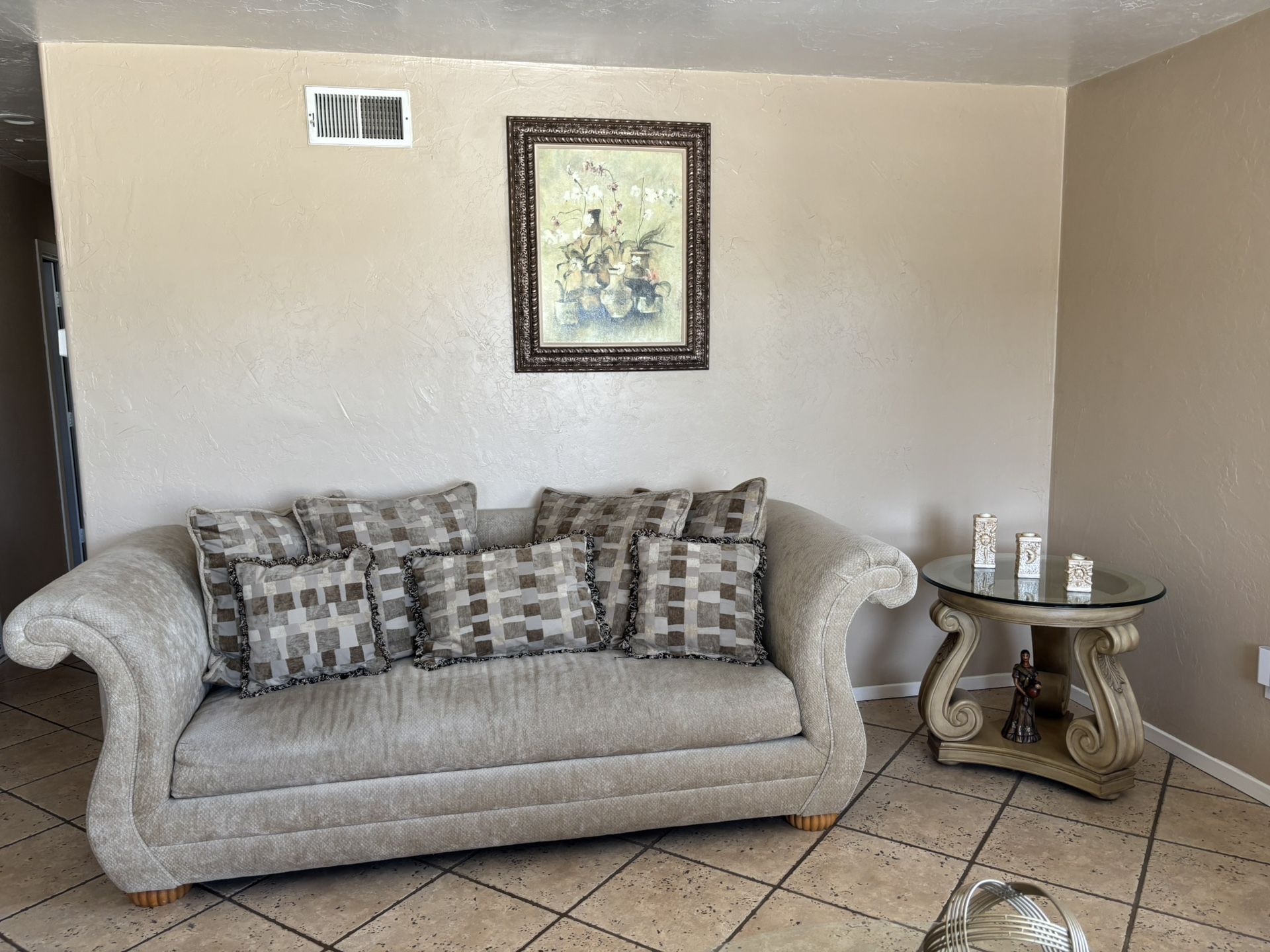 Living Room Set 8 Pc