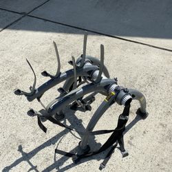 SARIS BONES 3-BIKE TRUNK RACK – $125