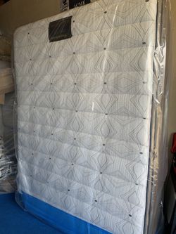 Queen size mattress orthopedic double pillow top