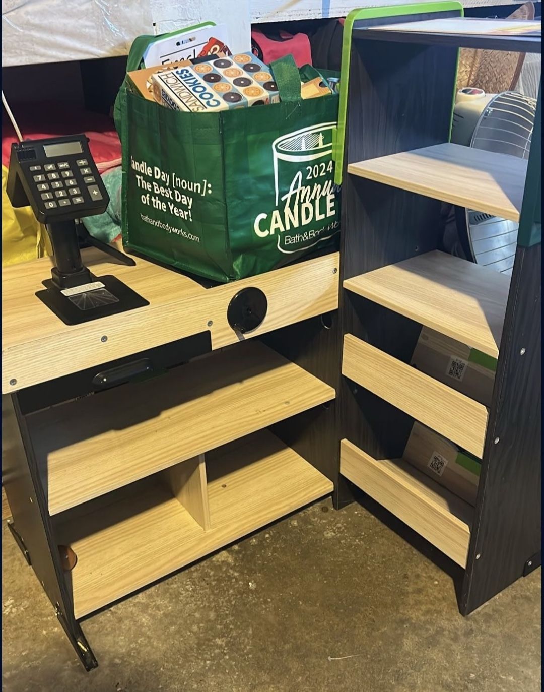 Melissa & Doug Grocery Store