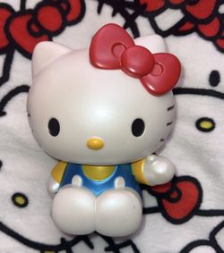Hello Kitty Plastic Piggy Bank 