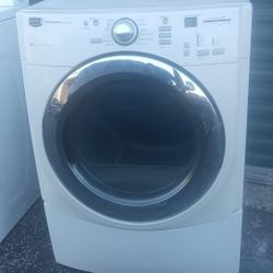 Good Running Electric Dryer 