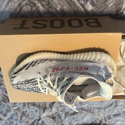 Yeezy Boost 350 V2
