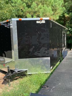VNOSE ENCLOSED TRAILERS ALL SIZES AND COLORS 20FT 24FT 28FT 32FT IN STOCK FREE DELIVERY