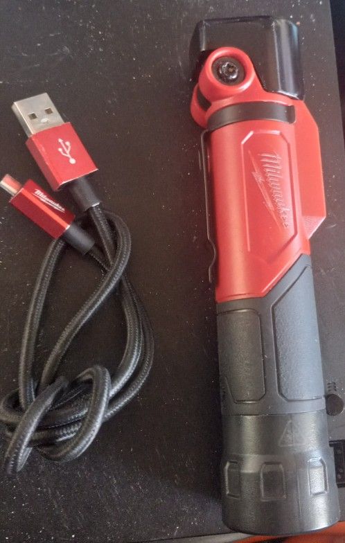 Milwaukee LED Flashlight 
