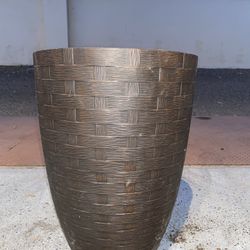 5gal Plastic Weaved Planter