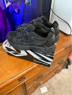 Back to school sell EVERYTHING 10/10 condition