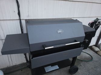 Pellet grill/ smoker