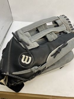 Wilson A2444 Black Elite 14" Softball Glove Oversized Pocket RHT