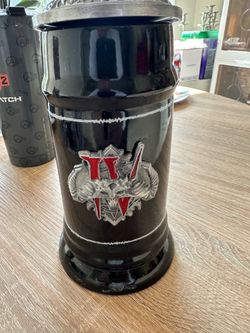 Custom mug with top