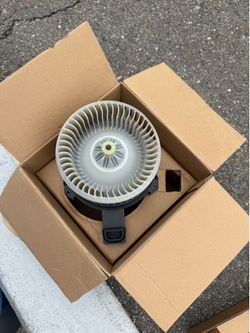 OEM Genuine Honda CR-V HVAC Blower Motor Fan Assembly (2012–2016)
