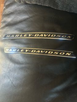 Harley Davidson tank badge