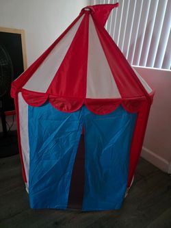 Children's play tent