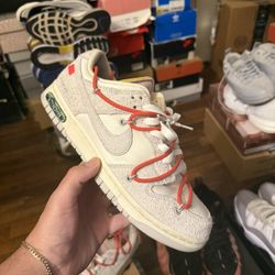 Nike Dunk Low Lot 33 Sz 9