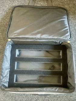 Pedalboard w/Carrying Bag
