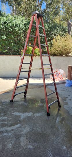 10ft fiberglass ladder