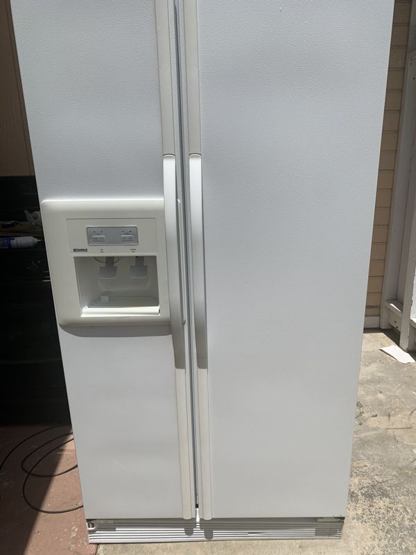 Kenmore Fridge for Sale in Modesto, CA - OfferUp