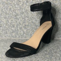 TOP Moda Black Heels (size 9)