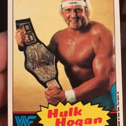 1985 WWF Hulk Hogan (RC) - Yellow