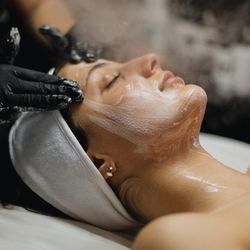 FACIALES & MASAJE LINFÁTICO 