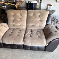 Recliner sofa