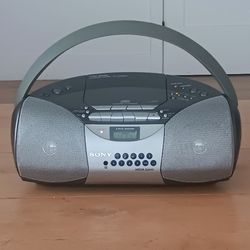 Vintage Sony Stereo Boombox