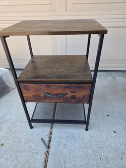 Beautiful Night Stand LIKE NEW