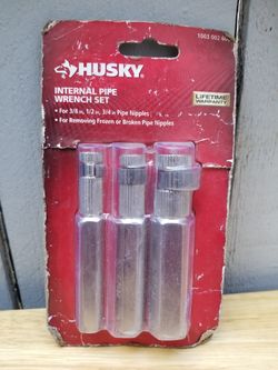 NEW The Husky Internal Pipe Wrench Set [ SEE  ALL PICS FOR MEASURES & CONDITION PLEASE ]