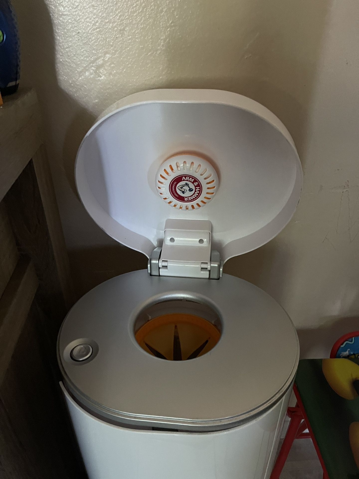 Baby Pamper Disposal