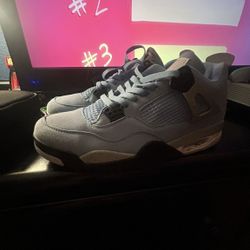 Jordan 4s