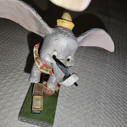 Walt Disney  Dumbo Fugurine