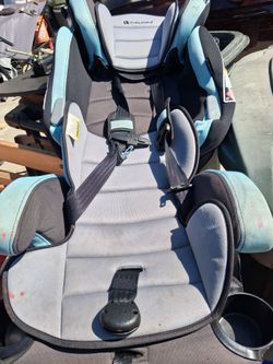 3 in 1 hybrid child seat.