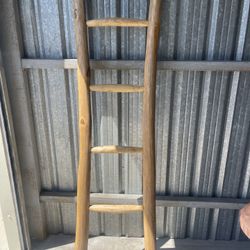 Decorative Room Ladder 