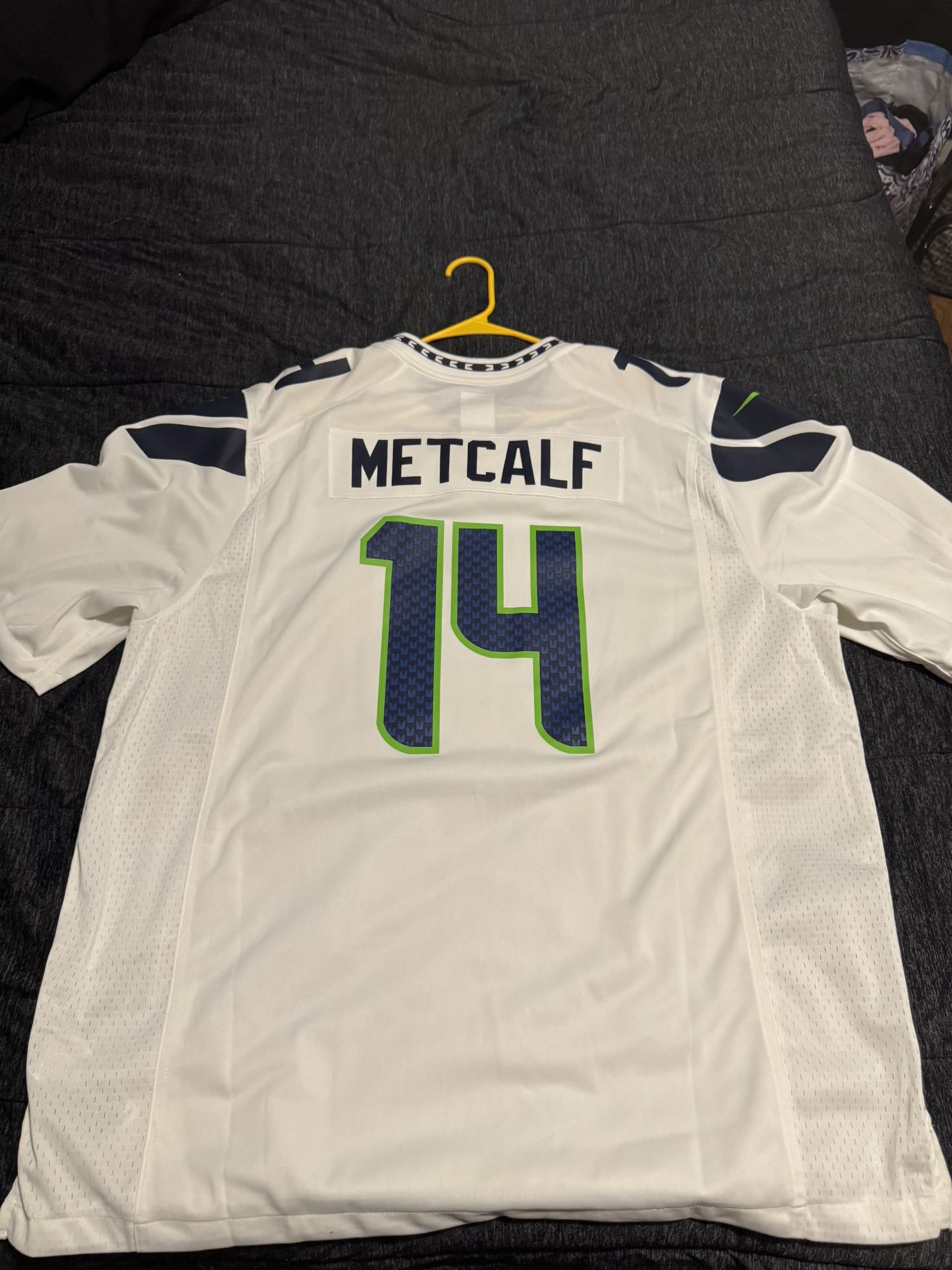 White Seahawks Dk Metcalf Jersey