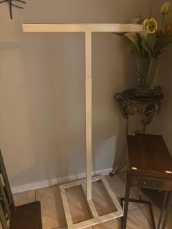 White Metal Clothing Rack