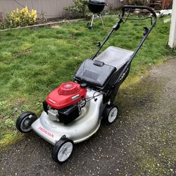 Honda Lawn Mower $$300