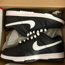 Nike dunks 