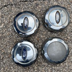 2004 Ford Explorer Caps