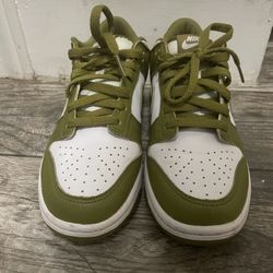 Nike Dunks Size 5.5