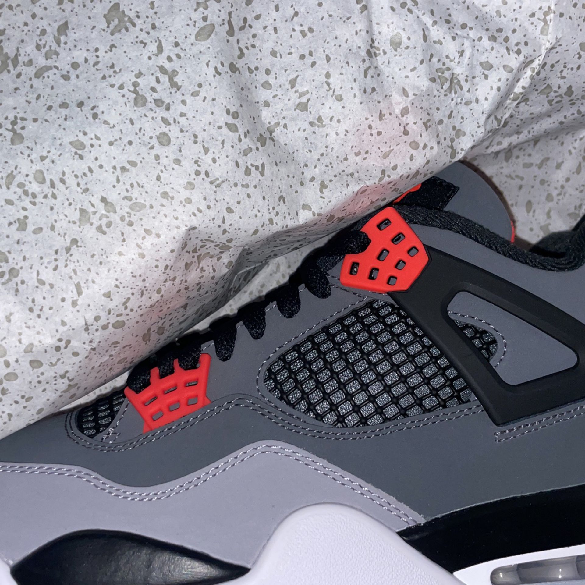 Nike Air Jordan Retro 4 Infrared Size 8 And 13