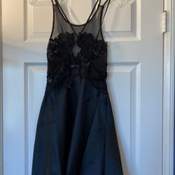 Formal Dress. Size Small (3-5)