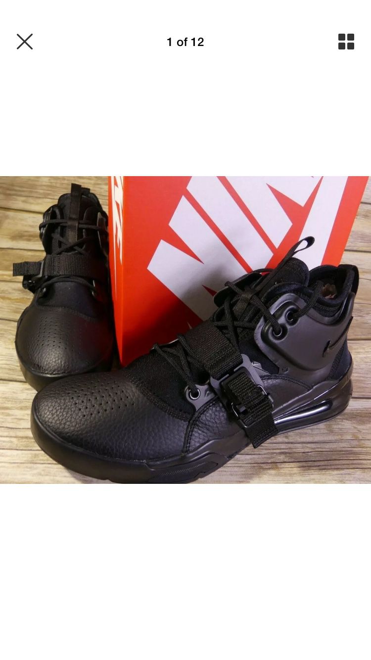 Nike Air Force 270 Triple Black Men's Size 10.5 Lifestyle Shoes AH6772-010 New