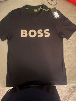 Black/gold Boss shirt Sz SMALL