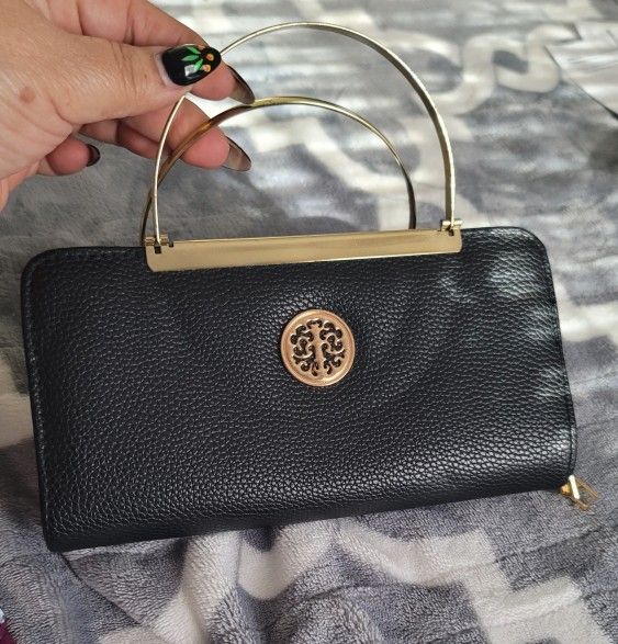 Little Black Purse